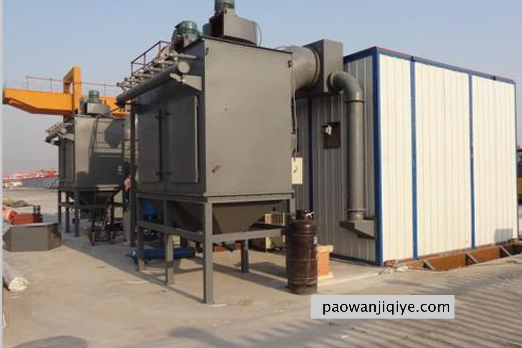 機械回收噴砂房